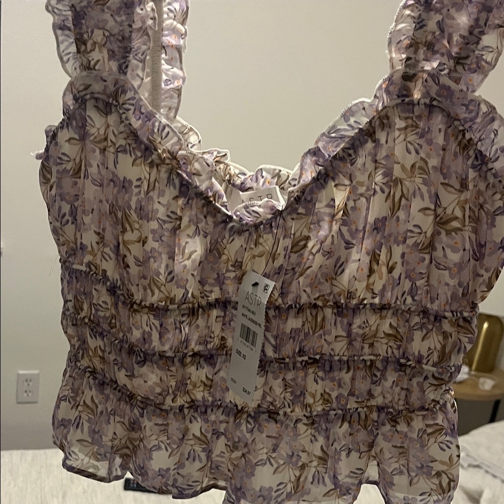 ASTR Floral Patterned Garment - Picture 5 of 5